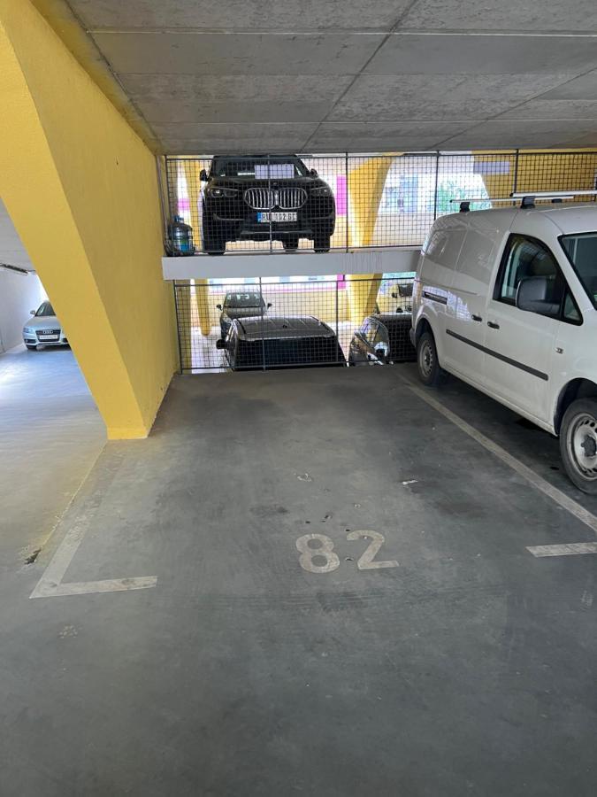 Apartman Didi2- Free Private Parking-Garage Новий Сад Екстер'єр фото