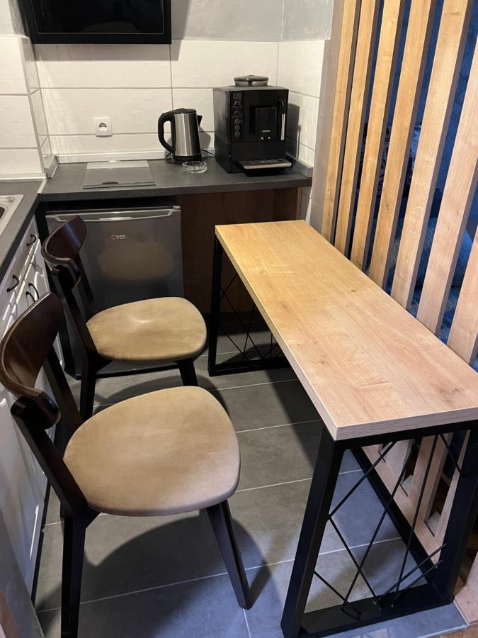 Apartman Didi2- Free Private Parking-Garage Новий Сад Екстер'єр фото
